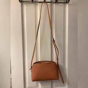 Universal Threads Cross Body Purse